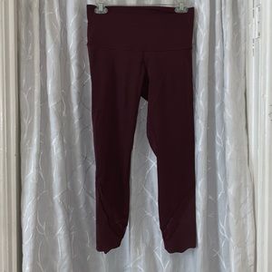 Wunder Under Scalloped Hem High-Rise Crop 23” Luxtreme